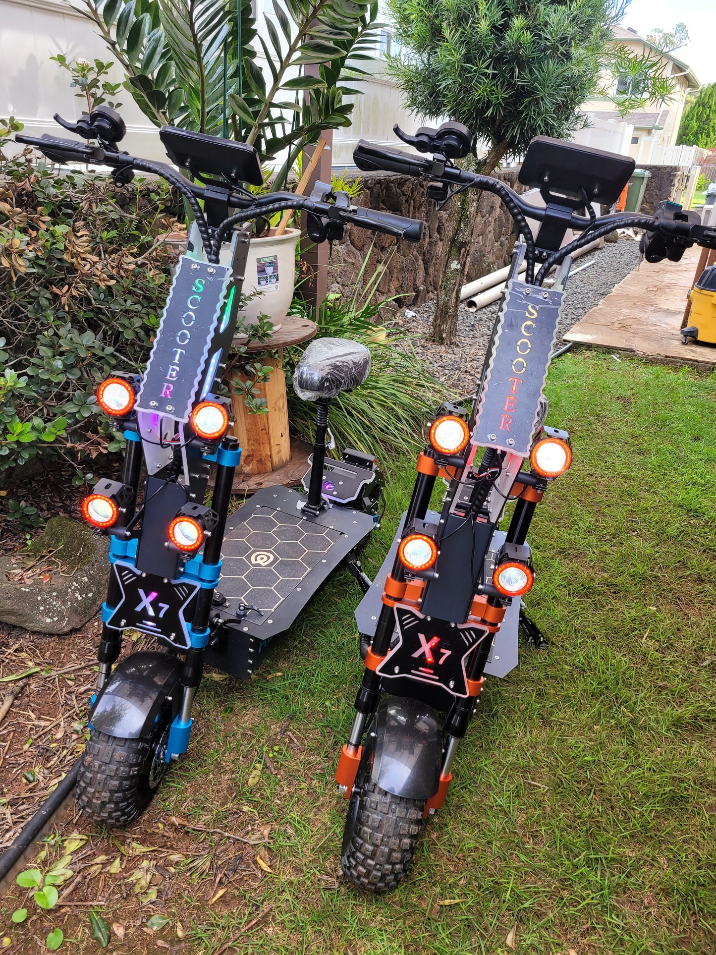 x7 Black Scooter